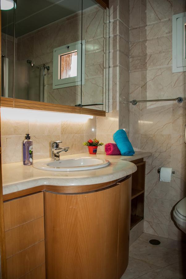 Apartment In Amdar Residence 엘라트 외부 사진
