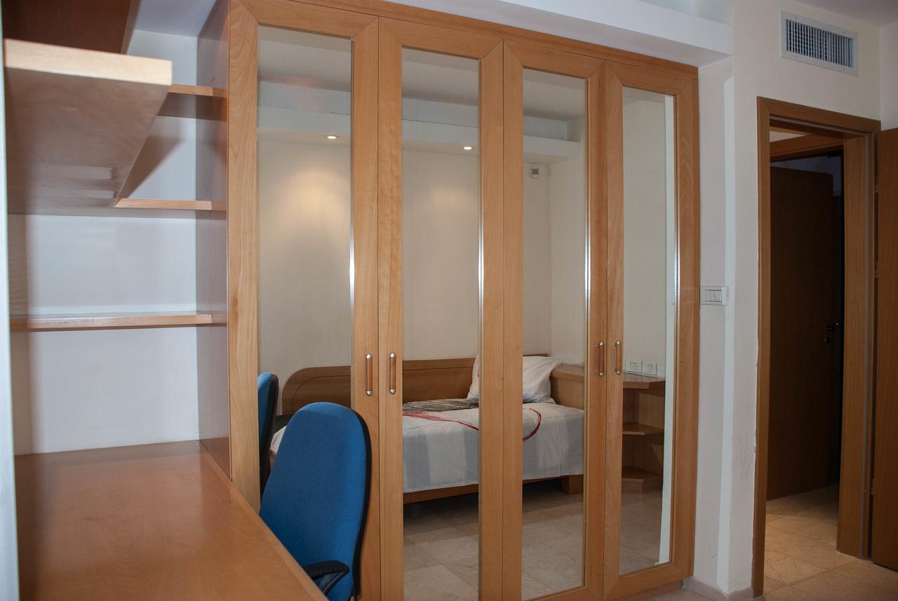 Apartment In Amdar Residence 엘라트 외부 사진